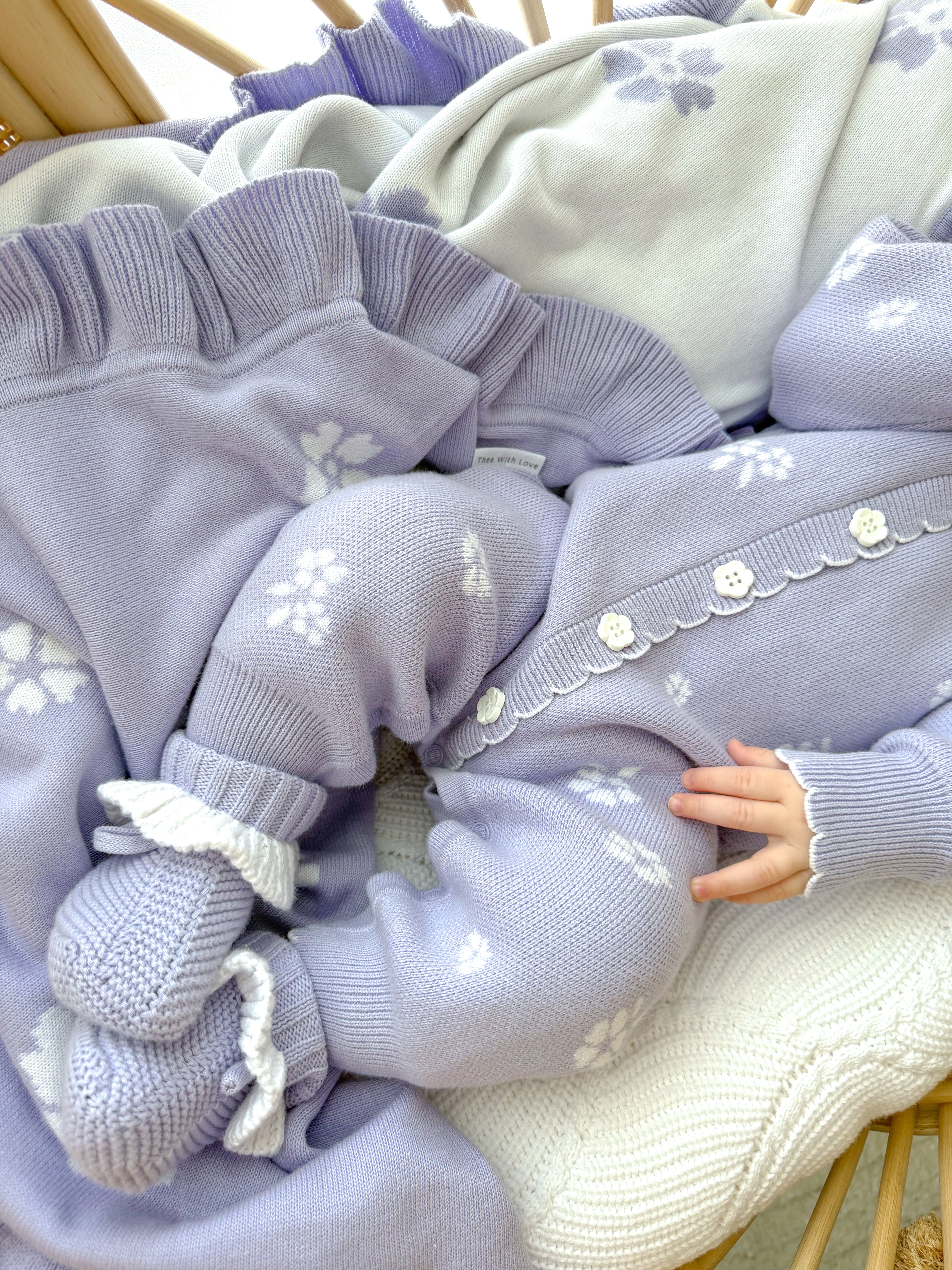 Lavender Posy jacquard knitted baby romper – photo 2