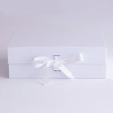 gift box small with white ribbon
