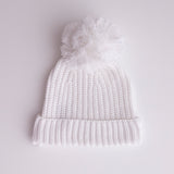 WARM WHITE KNITTED BEANIE